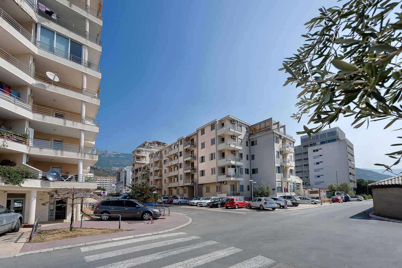 Apartments Montreal Budva Eksteriør bilde